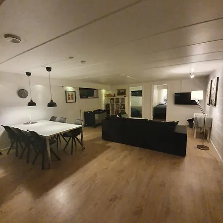 Hyggelig Lejlighed Hos Broholm